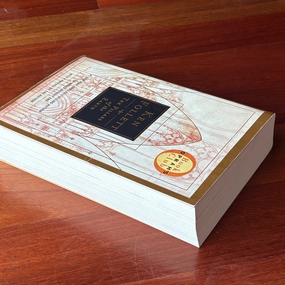 Pillars of the Earth by Ken Follett - Picture 3 of 7